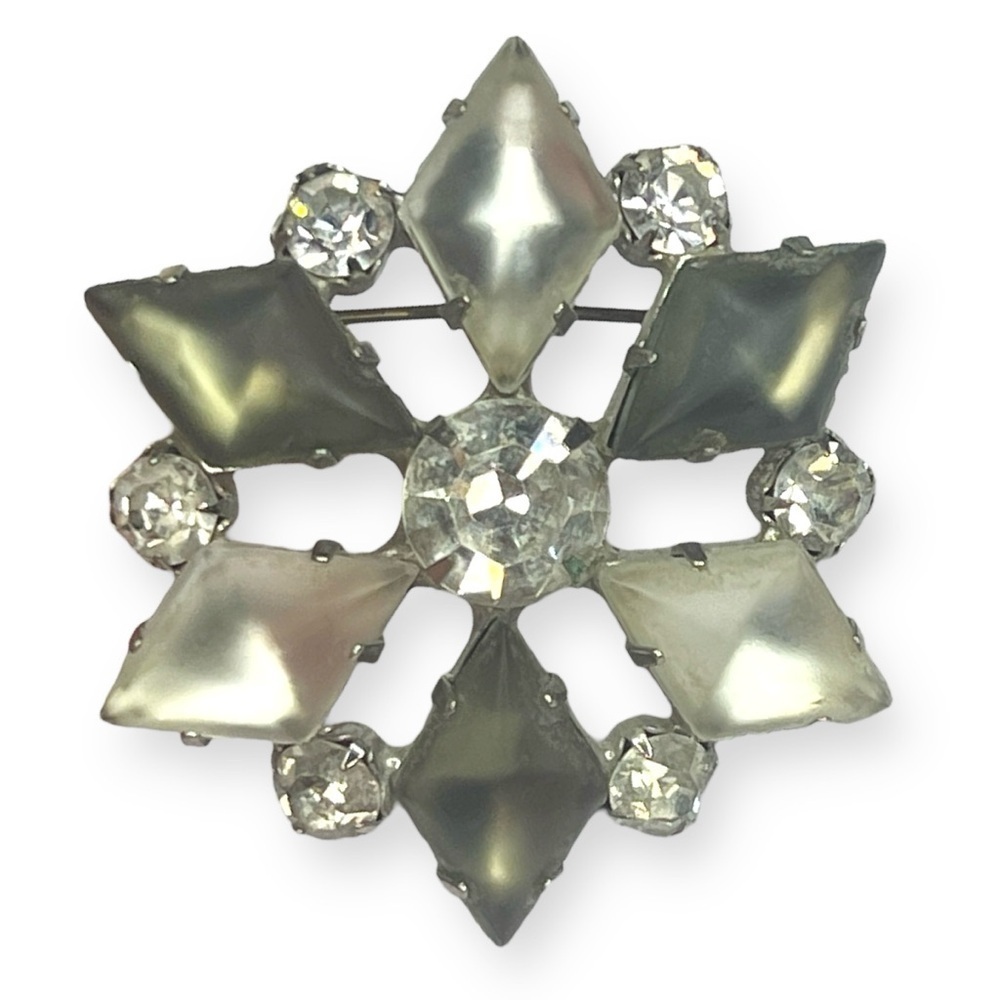 Vintage Smoked Rhinestone Star Pin Brooch Prong-Set
